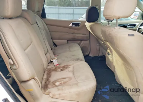 2017 Nissan Pathfinder S z USA, uszkodzony, nr VIN 5N1DR2MMXHC660536